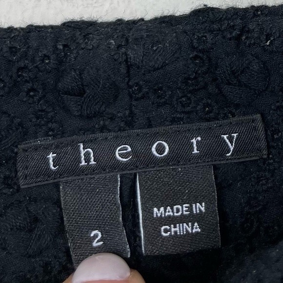 Theory Black Eyelet Embroidered City Dress Shorts Size 2 Preppy Classic Boho - Picture 3 of 14